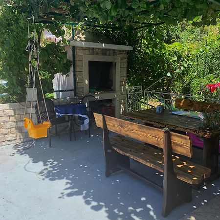 Apartments Villa Antony 2 Drvenik  Εξωτερικό φωτογραφία